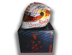 Max Verstappen signed scale model helmet 2023 Japanese GP